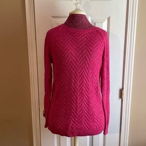 Sonoma Good for‎ Life Pink-white Medium Pullover Sweater with beautiful Designs
